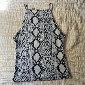 Snake print willow and root tank size large